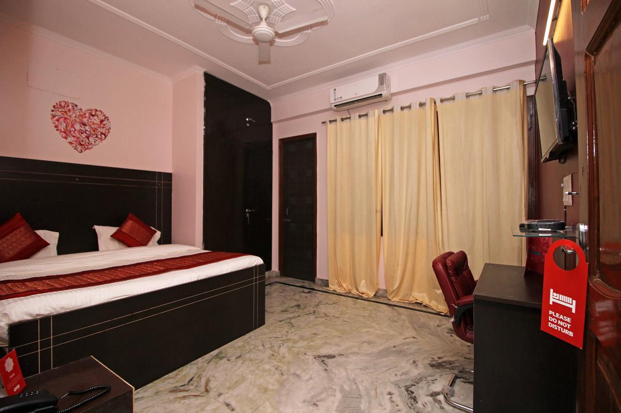Oyo 9192 Hotel Raghav Residency Noida Exterior foto